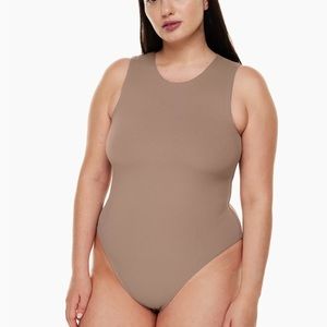 Babaton contour muscle bodysuit
